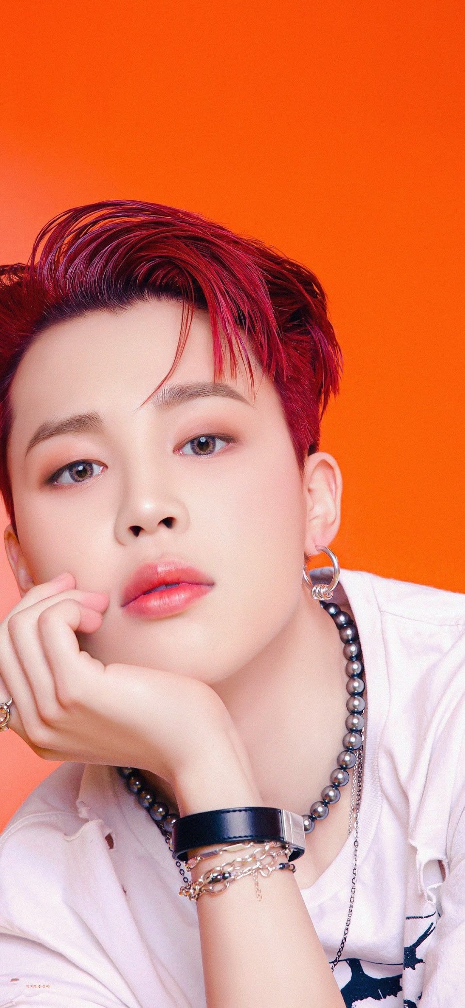 Jimin de BTS porte une jupe dans les nouvelles photos du concept